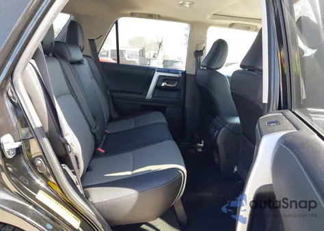 2020 Toyota 4Runner Sr5 Premium z USA, uszkodzony, nr VIN JTEBU5JR5L5795704